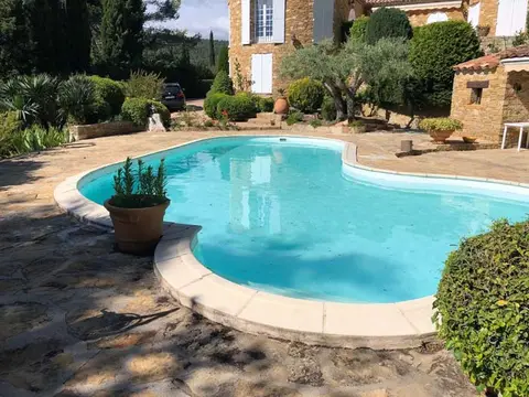 Liner remplacé par du PVC armé blanc